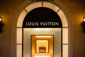 Louis Vuitton đã tìm ra cách để hàng xa xỉ trở nên bền vững hơn