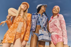 Bộ sưu tập Dioriviera 2022 từ nhà mốt Dior mang đến mùa hè cháy bỏng!