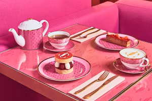 Jimmy Choo mở quán cafe tại London