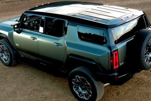 Trình làng GMC Hummer EV SUV830 mã lực, sạc một lần chạy gần 500 km, giá từ 2,4 tỷ VNĐ