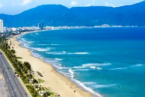 Mùa hè trên những bãi biển lộng lẫy của Đà Nẵng