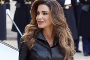 Chiêm ngưỡng vẻ đẹp và phong cách thời trang quý phái của Hoàng hậu Jordan