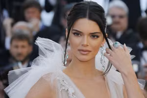 Thương hiệu Liu Jo kiện Kendall Jenner vì vi phạm hợp đồng người mẫu