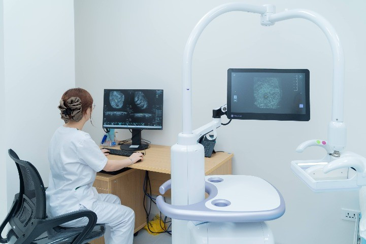 Hệ thống siêu âm Invenia ABUS Prime mang lại hình ảnh rõ nét, chi tiết, kể cả trên người có mô vú đặc