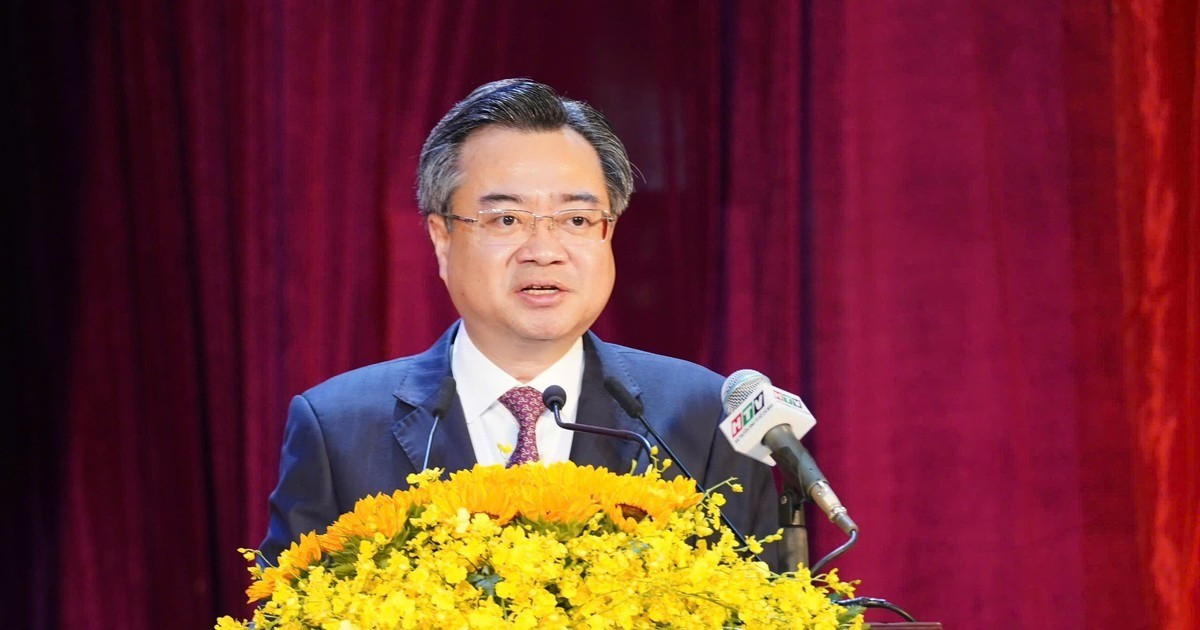 ong-nguyen-thanh-nghi-lam-truong.jpg