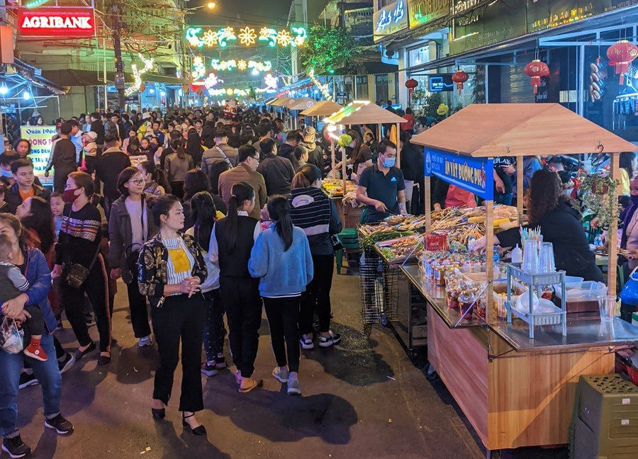 Ngày nay, phố đi bộ Kỳ Lừa điểm đến thu hút du khách ở Lạng Sơn pho-di-bo-ky-lua.jpg