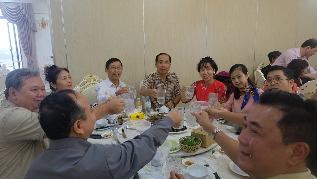 dscf5753-7249.jpg