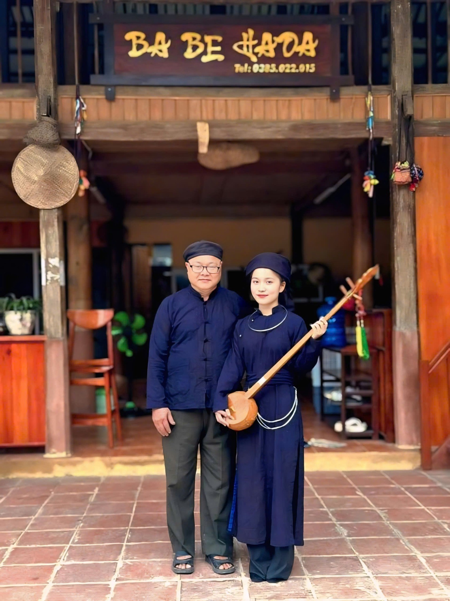 Đến với Bắc Kạn, người lữ hành còn được khám phá những nét văn hoá độc đáo của đồng bào dân tộc thiểu số nơi đây be-be.jpg