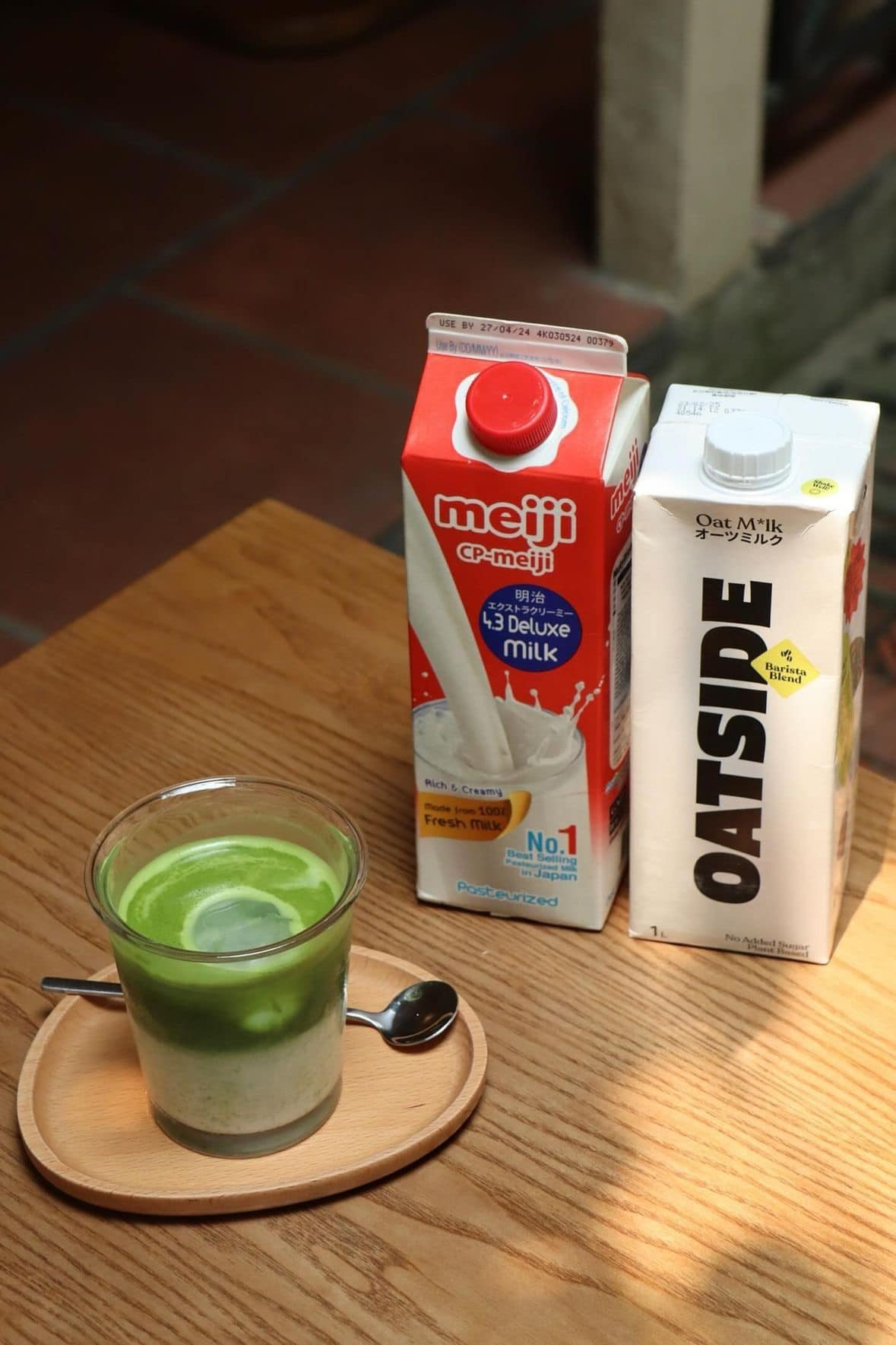Fuku Coffee & Matcha cho thực khách lựa chọn giữa sữa hạt Oatside và Sữa Meiji 480213372-619596984214015-755368.jpg