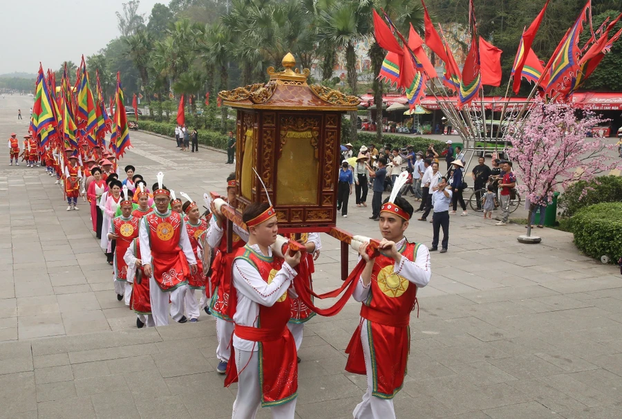 dang-huong-vua-hung.png