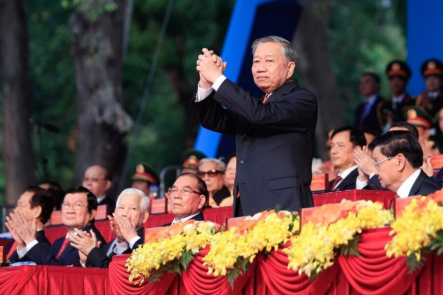 tong-bi-thu-1-1.jpg