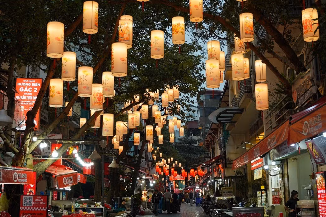 Phố ẩm thực Tống Duy Tân