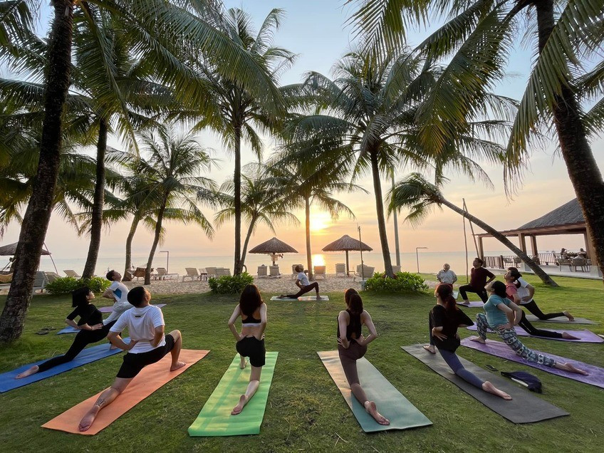yoga-1.jpg