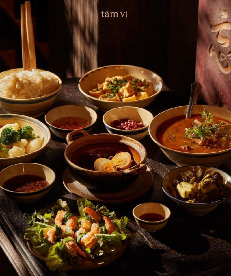 nha-hang-tam-vi-vua-nhan-duoc-1.jpg