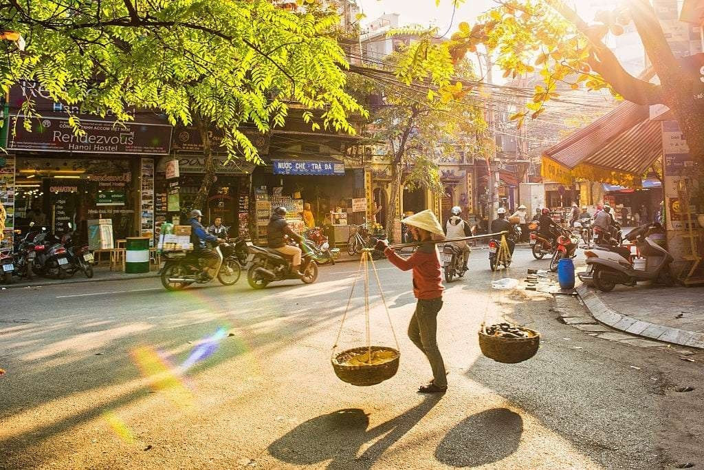 Hà Nội là thành phố lý tưởng nhất Việt Nam có khí hậu đặc trưng của khí hậu nhiệt đới gió mùa với bốn mùa xuân, hạ, thu, đông 8-ly-do-ban-nen-den-ha-noi-1-lan.jpg