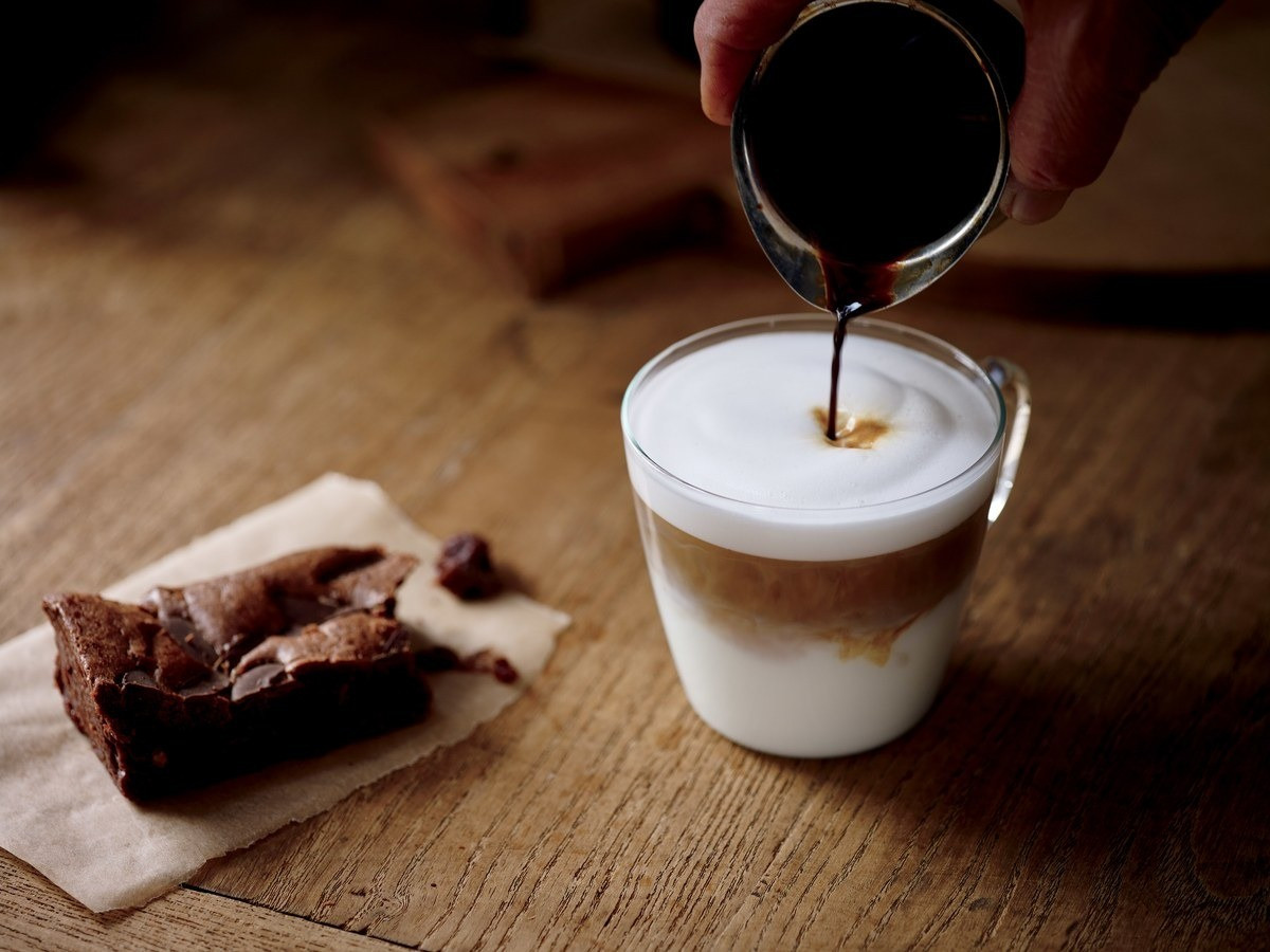 latte-macchiato-earlymorning-cof.jpg