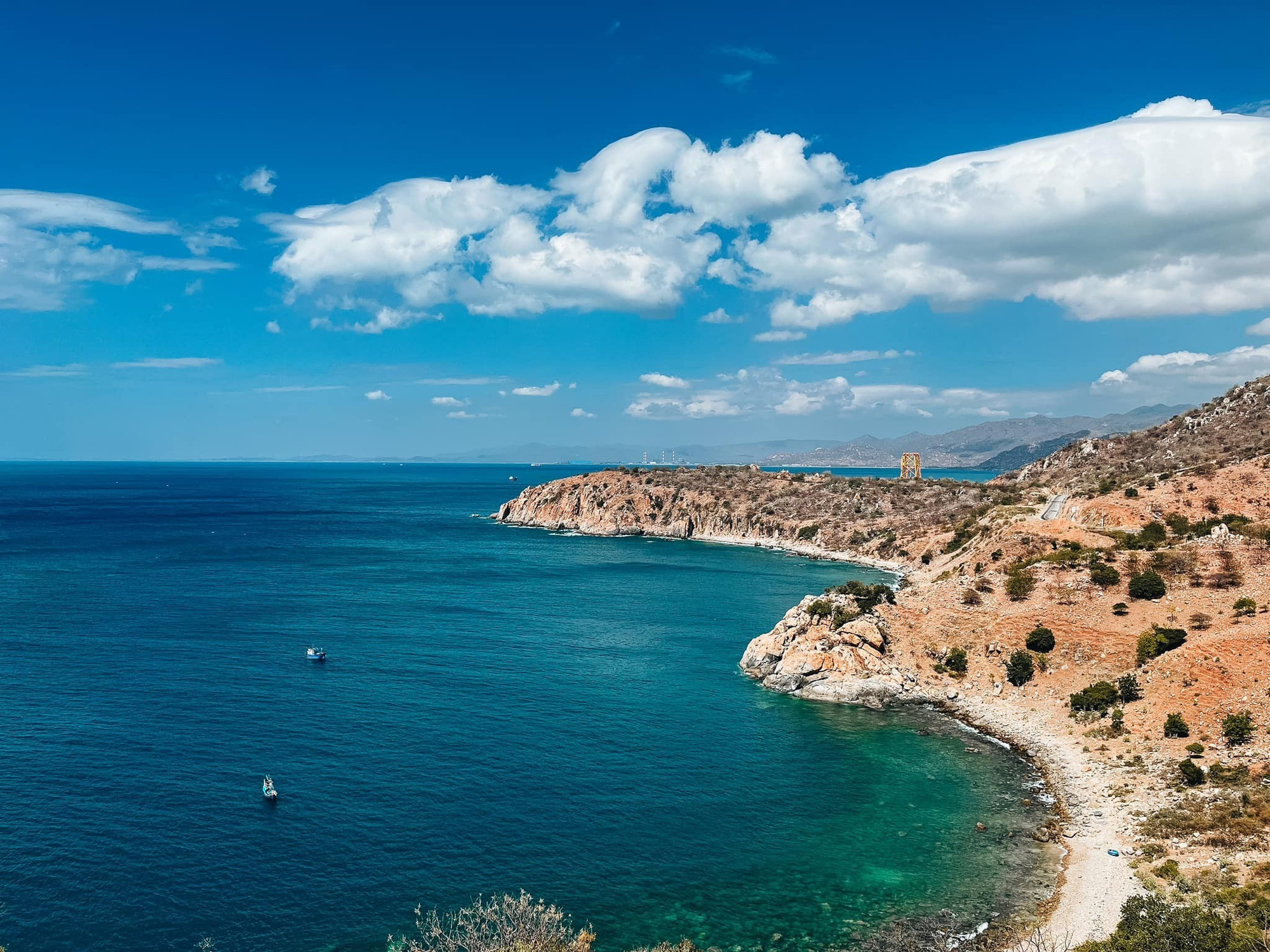 Ninh Thuận cũ là vùng đất của nắng gió và cảnh đẹp