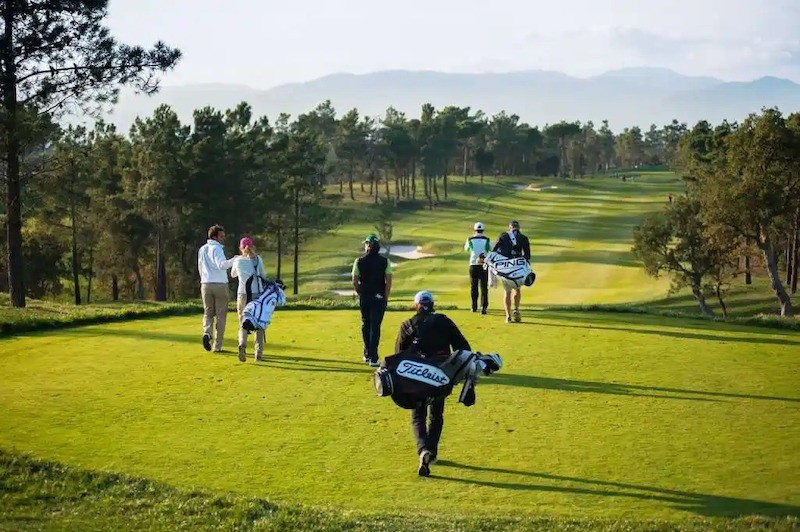 Golf không chỉ là môn thể thao, mà còn chất xúc tác cho việc phát triển du lịch chất lượng cao golf-tdur-la-gi-2.jpg