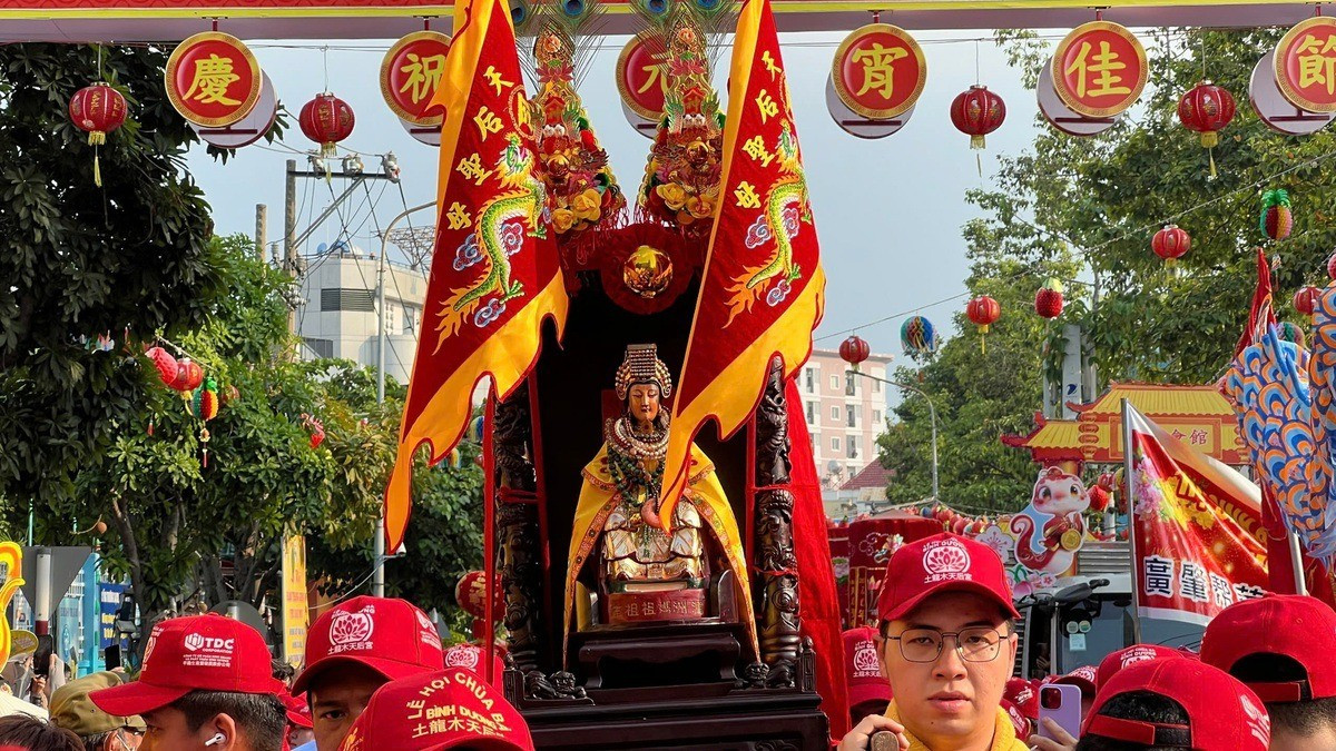 20250212le-hoi-chua-ba-binh-duon.jpg