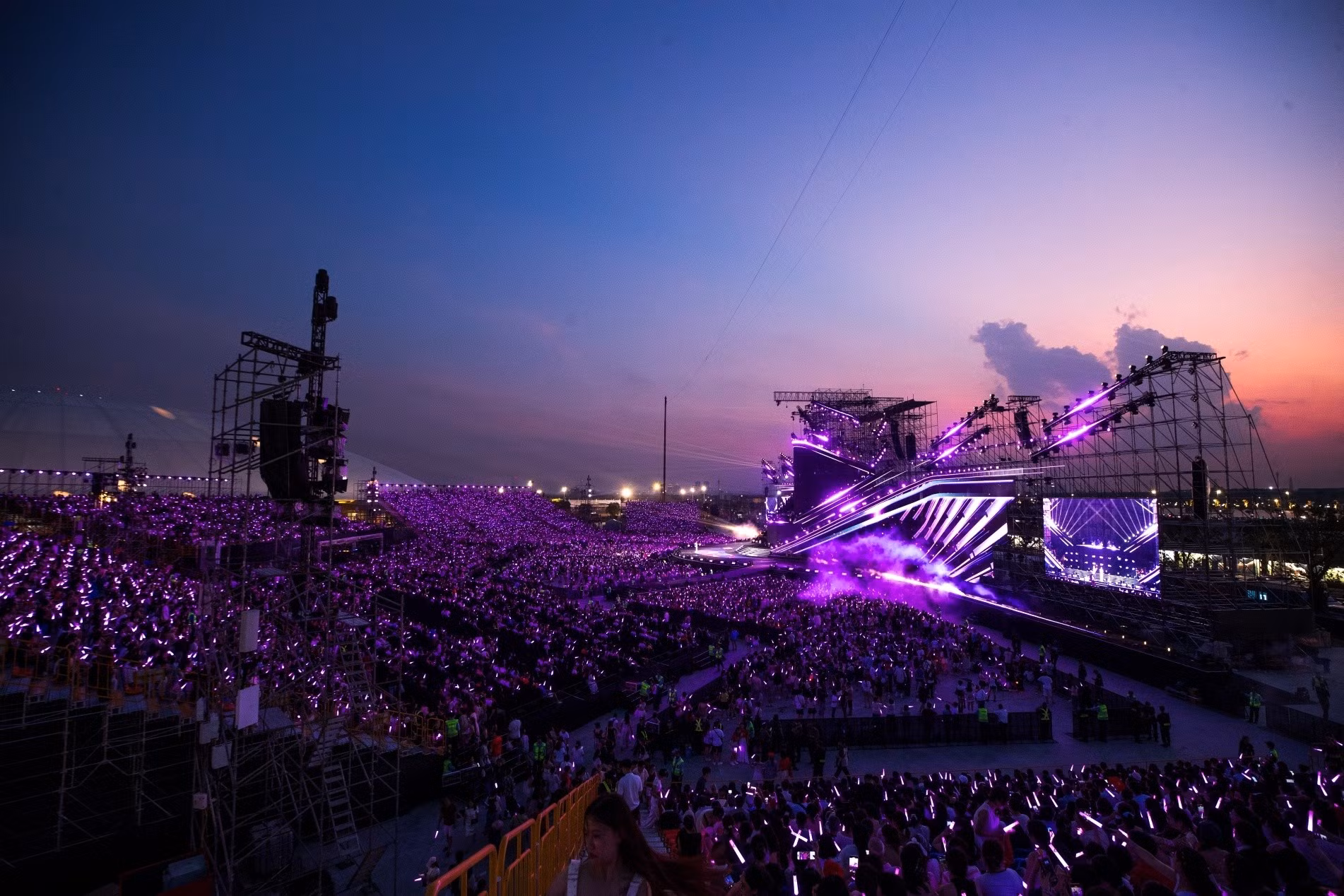 v-concert.jpg
