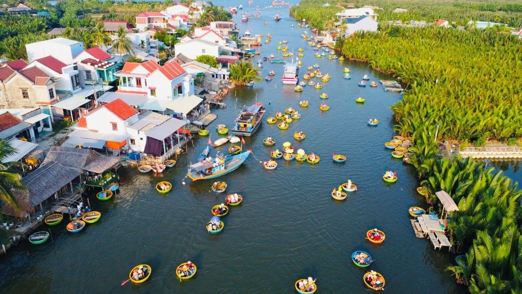 Một góc Cẩm Thanh nhìn từ trên cao dji0994-1758164809877-1758164810-2599.jpg