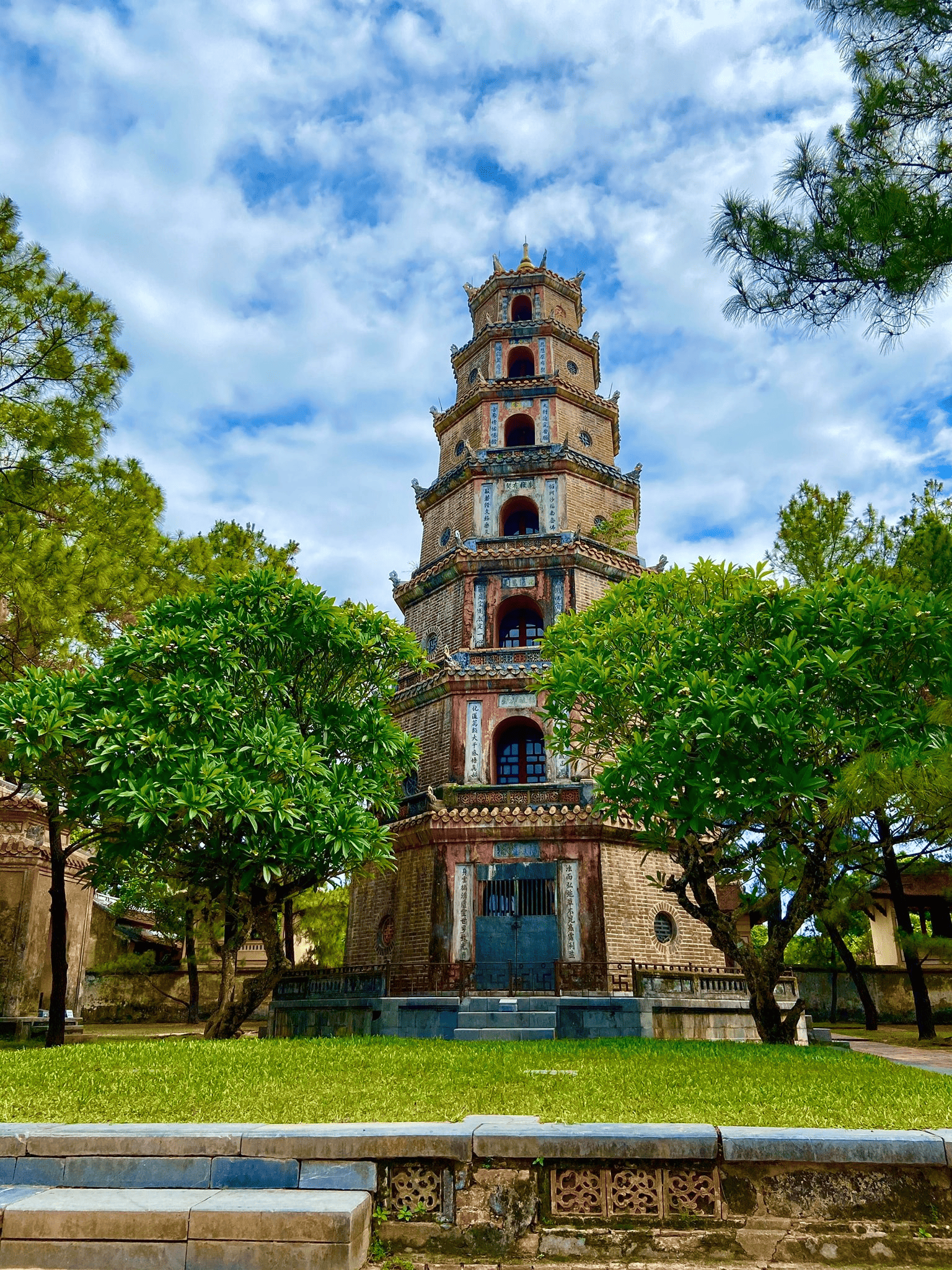 chua-thien-mu-1.png