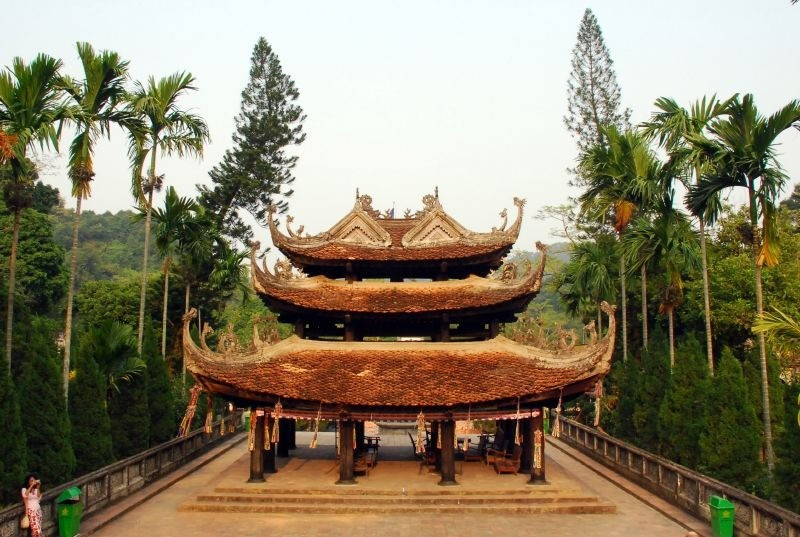 chua-huong.jpg