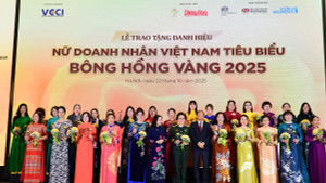 Vinh danh 8 nữ doanh nhân VACOD và HBA đạt giải Bông Hồng Vàng 2025