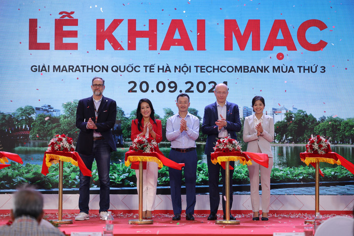 Khai mạc giải Marathon quốc tế Hà Nội Techcombank mùa thứ 3, lan tỏa ý nghĩa nhân văn, tinh thần gắn kết cộng đồng