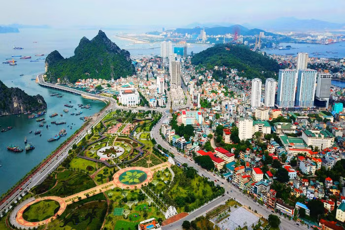 Thị trường bất động sản Quảng Ninh chứng kiến giá đất nền đi ngang