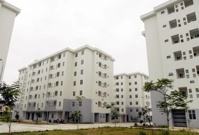 Sở Xây dựng chủ trì, phối hợp với các đơn vị có liên quan tiếp tục xem xét, kiểm tra các thủ tục pháp lý, lập danh mục dự án xây dựng nhà ở xã hội