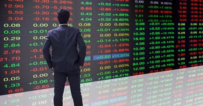 VN-Index giằng co vùng đỉnh lịch sử, dòng tiền tìm “thủ lĩnh” mới