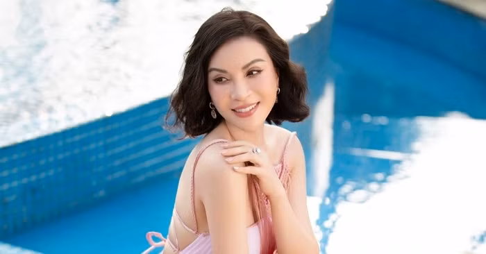 Ở lĩnh vực nào, Thanh Mai cũng đều để lại dấu ấn đậm nét. Trong vai trò MC, cô nổi bật với phong cách dẫn trẻ trung đầy năng lượng cùng chất giọng nhẹ nhàng, ngọt ngào. Là diễn viên, nhắc đến Thanh Mai, khán giả đến giờ vẫn không quên những bộ phim cô thủ vai những năm 90 như: Cô thủ môn tội nghiệp diễn cùng Lê Công Tuấn Anh, Ngã ba lòng hay series phim nhựa Người đi tìm dĩ vãng...