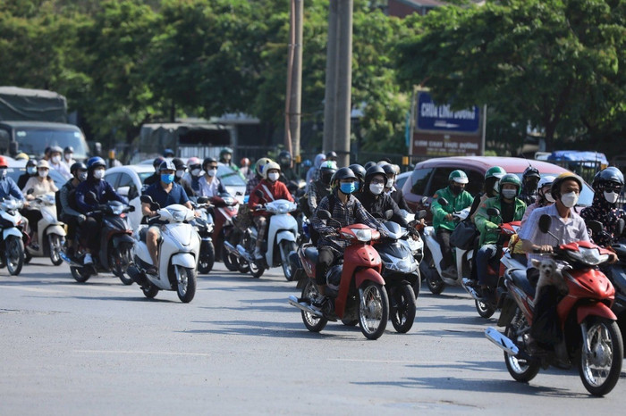 Hà Nội đề xuất hỗ trợ 3 triệu mỗi người để chuyển đổi từ xe xăng sang xe điện