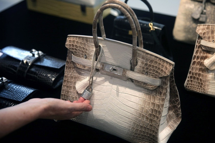 Túi Hermès bạch tạng (Hermès Himalayan Crocodile Birkin) là phiên bản hiếm và đắt đỏ bậc nhất của thương hiệu Hermès