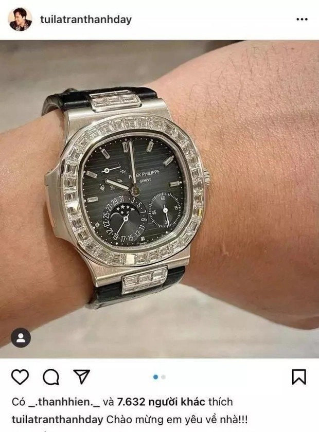 Patek Philippe là cái tên đình đám khác xuất hiện trong bộ sưu tập đồng hồ của MC Trấn Thành Patek Philippe là cái tên đình đám khác xuất hiện trong bộ sưu tập đồng hồ của MC Trấn Thành