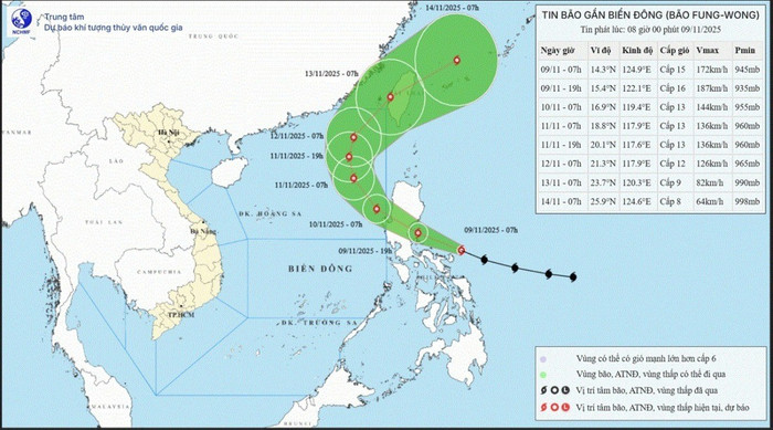 Dự báo đến 13h ngày 10/11, bão Fung-wong trên vùng biển phía Đông khu vực Bắc Biển Đông với sức gió cấp 13, giật cấp 16, di chuyển theo hướng Tây Tây Bắc, tốc độ khoảng 20-25 km/h