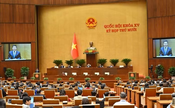 Quốc hội nghe Bộ trưởng Nguyễn Hồng Diên báo cáo tiếp thu, chỉnh lý dự thảo Luật Thương mại điện tử
