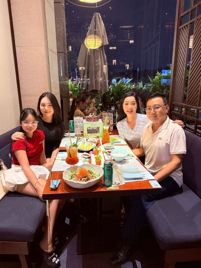 Tổ ấm của NSND Kim Chi 55051129324748472911431469968252-5423.jpg