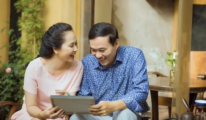 Cuộc sống hôn nhân viên mãn của NSND Lan Hương - "mẹ chồng" kinh điển của màn ảnh Việt