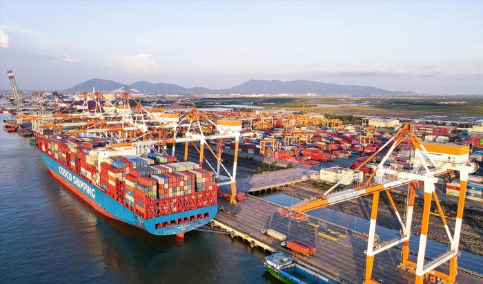 Với hơn 7 triệu Teu hàng hoá thông qua năm 2024 (tăng 29,2% so với năm 2023), cảng biển Cái Mép xếp vị trí thứ 30 trong 100 cảng biển lưu thông hàng hóa nhiều nhất thế giới
