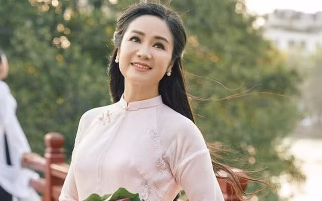 Thu Hà - Mỹ nhân kiêu sa của điện ảnh Việt, nhan sắc vượt thời gian, cuộc sống viên mãn