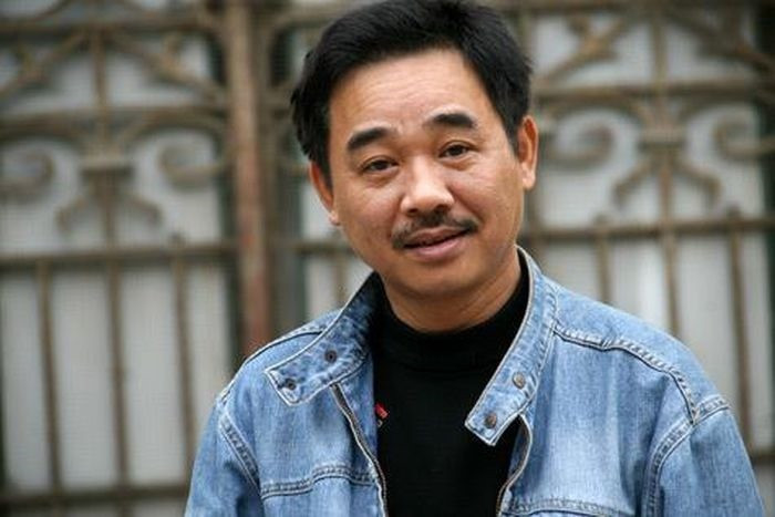 Nhắc đến Quốc Khánh, người ta nhắc đến một nghệ sĩ tài hoa với nhiều vai diễn cả trên truyền hình lẫn sân khấu quoc-khanh.jpg
