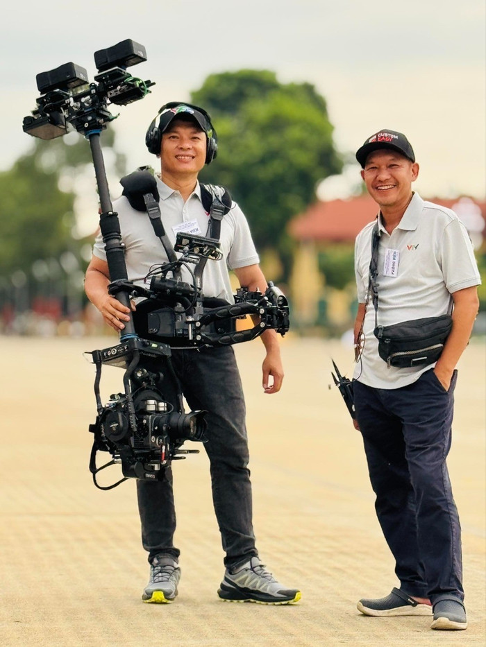 Anh có kinh nghiệm nhiều năm trong lĩnh vực quay phim điện ảnh, TVC quảng cáo,... 538245272-25356279417294565-1868-1008.jpg