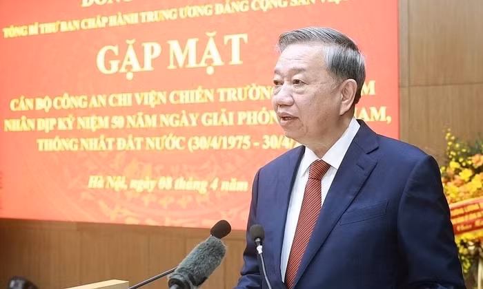 Tổng Bí thư Tô Lâm phát biểu tại buổi gặp mặt cán bộ Công an chi viện chiến trường miền Nam. Ảnh: TTXVN