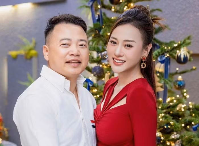 Phương Oanh đóng vai trò gì trong việc kinh doanh của Shark Bình?