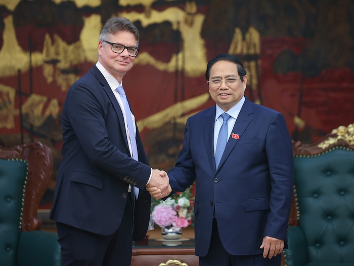 Thủ tướng Phạm Minh Chính tiếp ông Antoine Colin - Phó Chủ tịch cấp cao, phụ trách toàn cầu về chuyển đổi số và chuỗi cung ứng của Tập đoàn HP