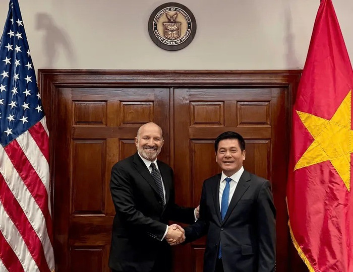 Bộ trưởng Bộ Công Thương Nguyễn Hồng Diên và Bộ trưởng Thương mại Mỹ Howard Lutnick