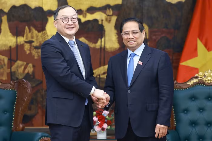 Thủ tướng Phạm Minh Chính tiếp ông Châu Gia Nghĩa, Chủ tịch châu Á - Thái Bình Dương của Tập đoàn Xây dựng Điện lực Trung Quốc 