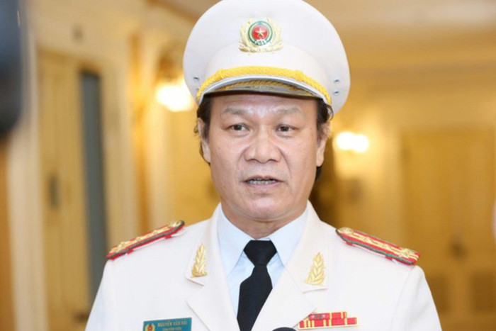 ong-trum-vai-phan-dien-nguyen-ha.jpg